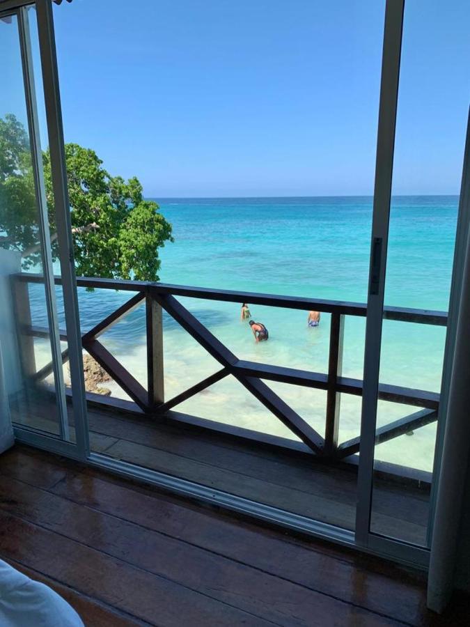 فندق Playa Surf Isla Barú المظهر الخارجي الصورة